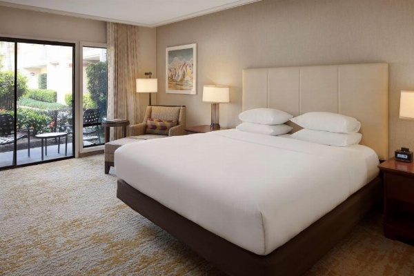 DoubleTree By Hilton Hotel Ontario Airport image 15