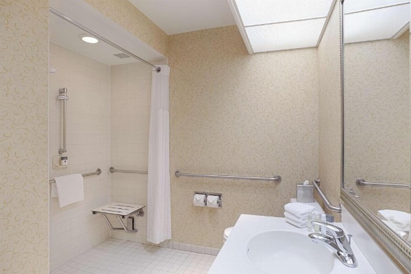 DoubleTree By Hilton Hotel Ontario Airport image 30